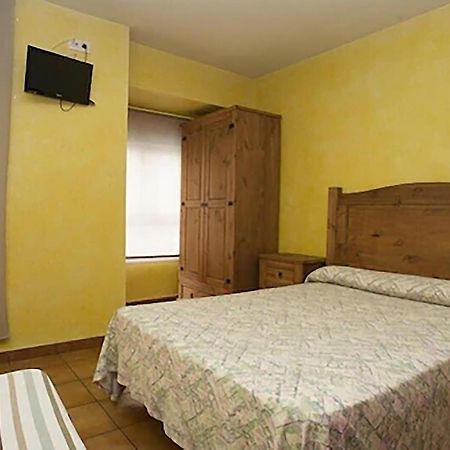 Hostal Velarde Talavera de la Reina Dış mekan fotoğraf
