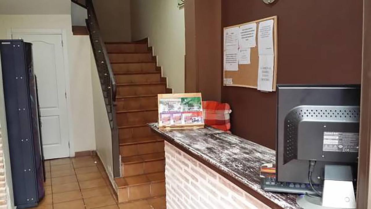 Hostal Velarde Talavera de la Reina Dış mekan fotoğraf