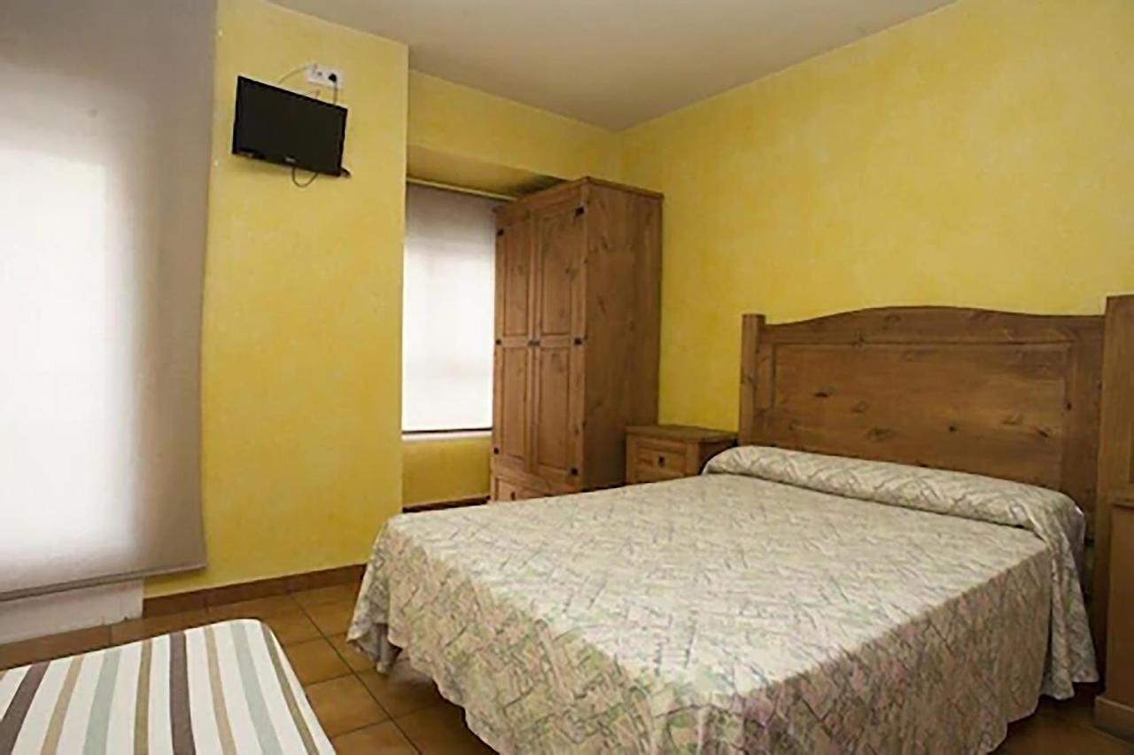 Hostal Velarde Talavera de la Reina Dış mekan fotoğraf