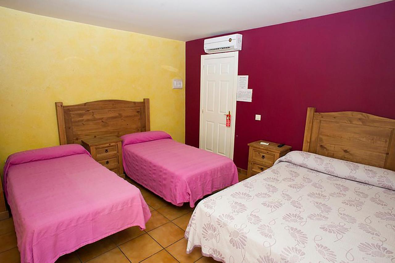 Hostal Velarde Talavera de la Reina Dış mekan fotoğraf