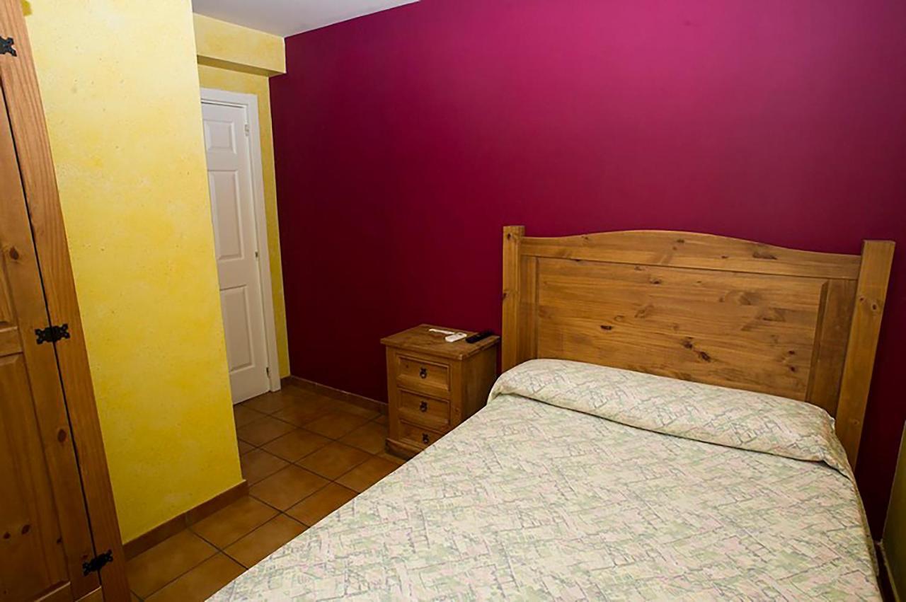 Hostal Velarde Talavera de la Reina Dış mekan fotoğraf
